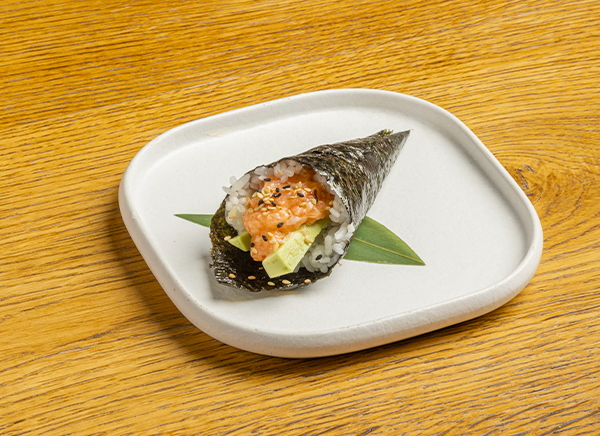 Temaki Spicy Salmon