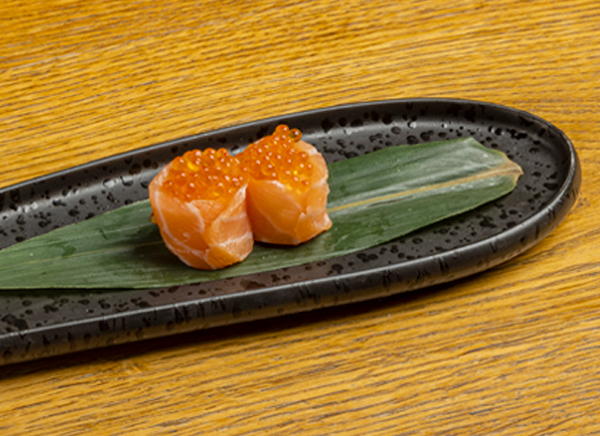 Gio Salmone Ikura